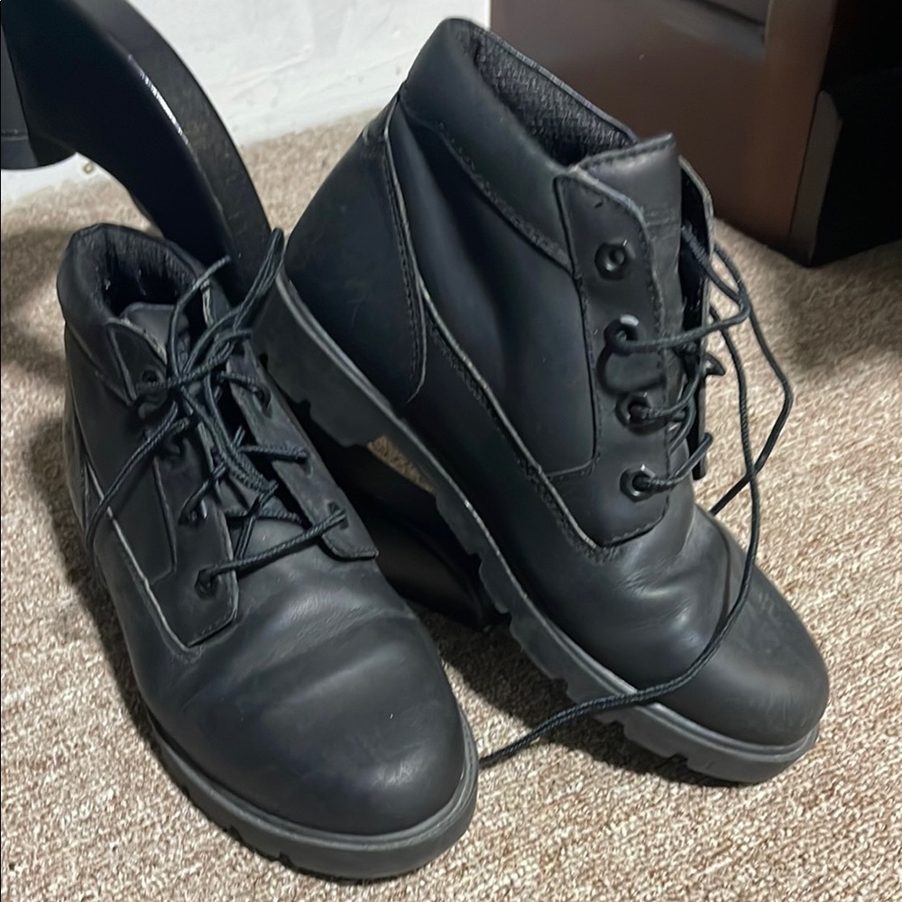 Timberland Black Leather Ankle Booties with Lace-Up Design